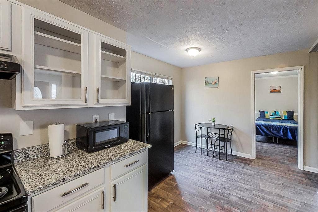 9 BR in Conley