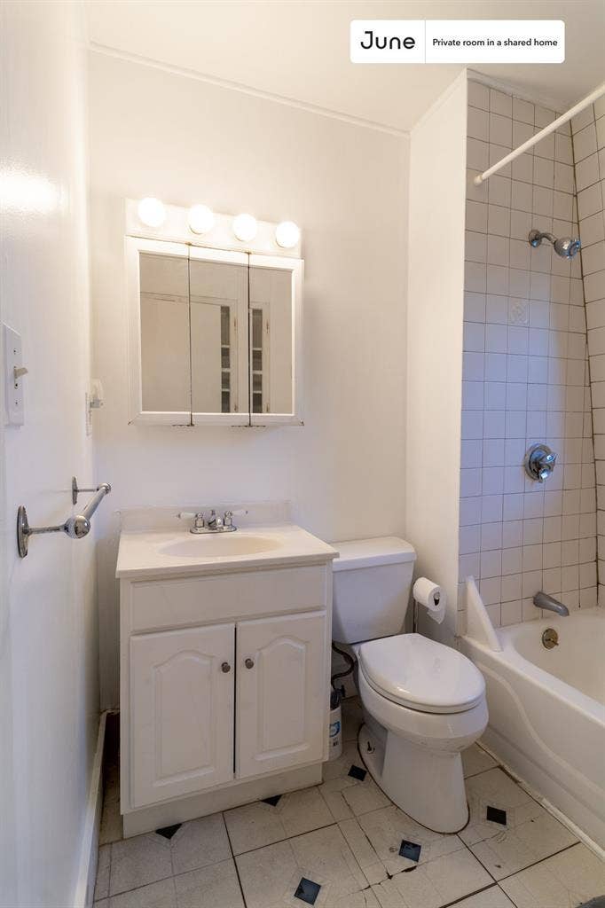 2 BR in Boston
