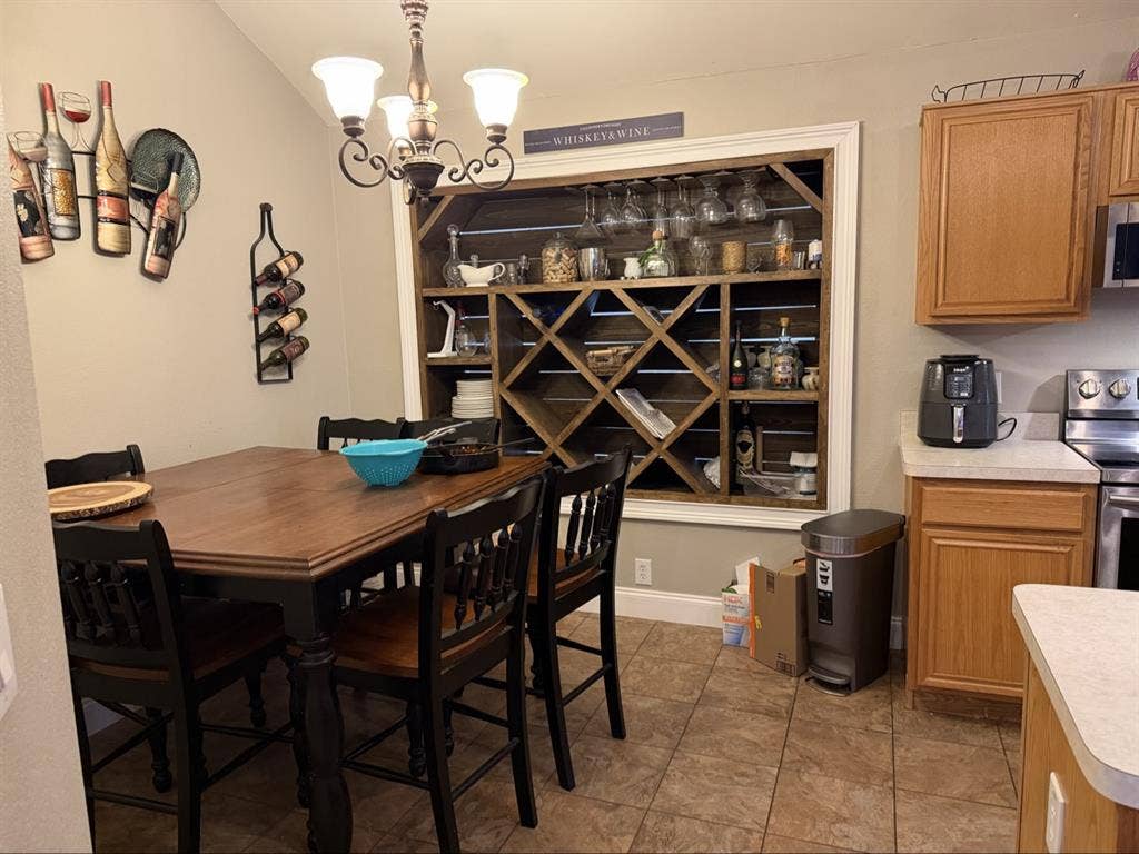 Furnished Room. UTILITIES INCLUDED