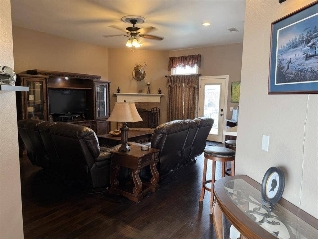 Furnished Room. UTILITIES INCLUDED