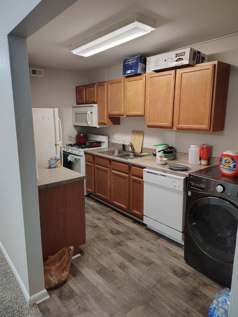 Clean & Well-Maintained Apartment