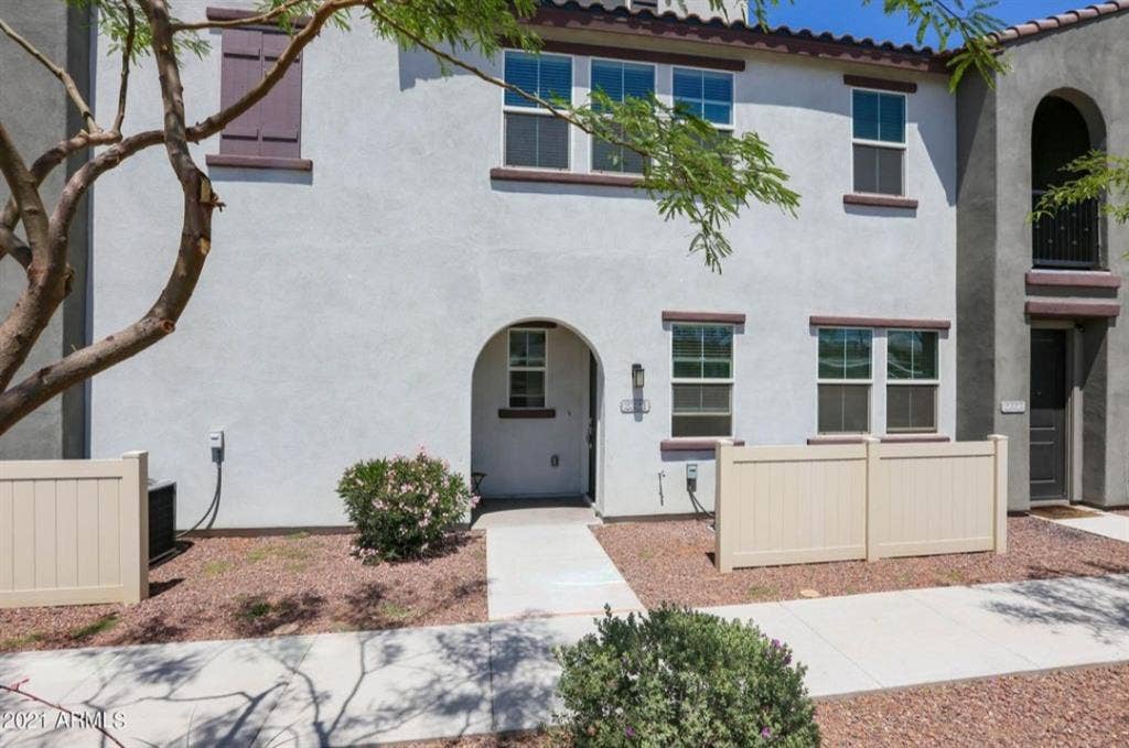 Well-maintained 7-year-old condo.