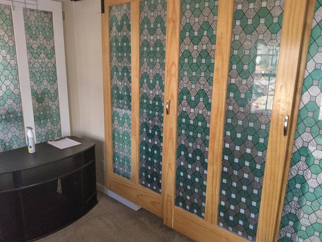 Room shared kitchen & bath