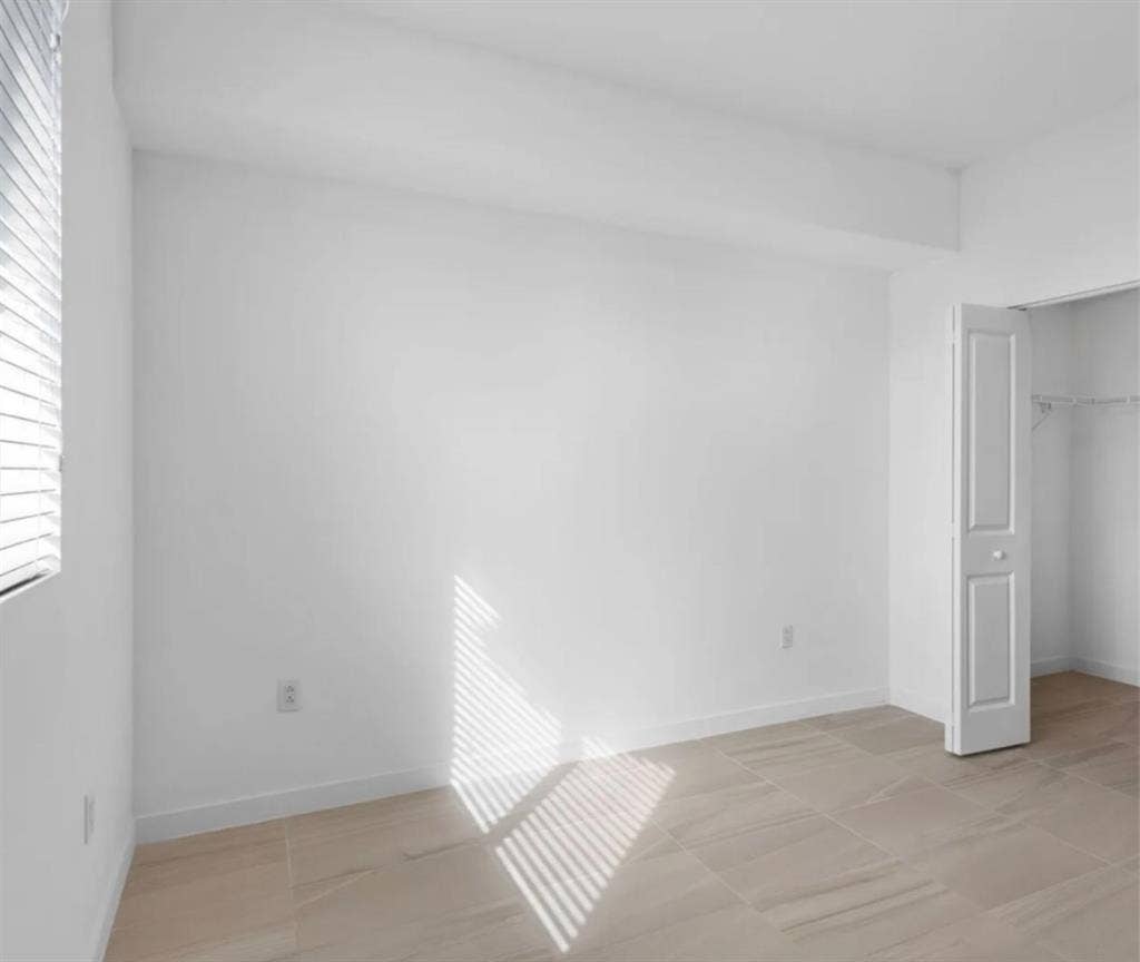 Private room & private bathroom