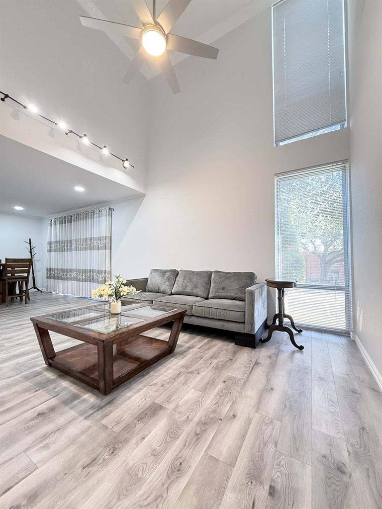 Condo for rent ( baths)