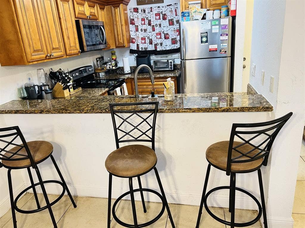 Beautiful Furnished Room For  Rent