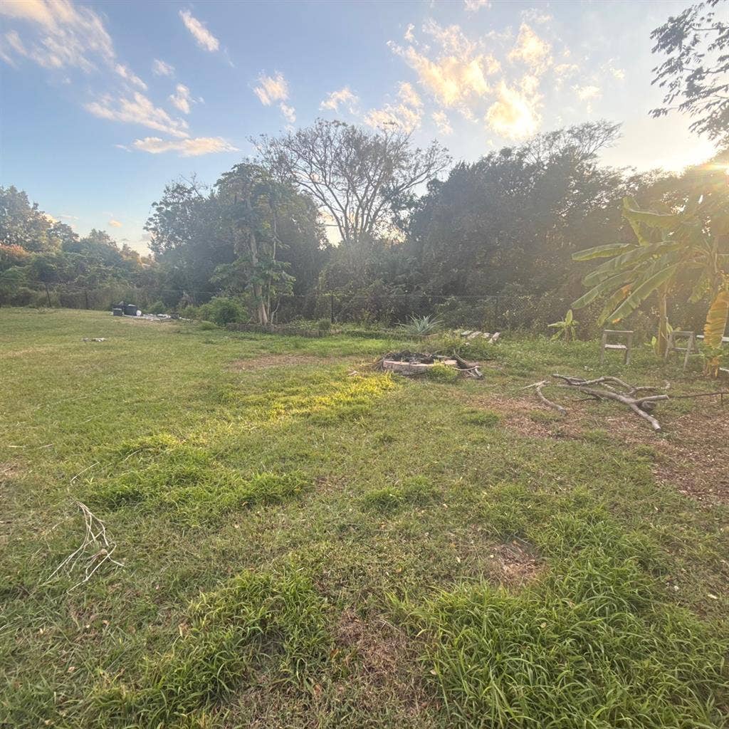 Clean, safe, quiet, professonal