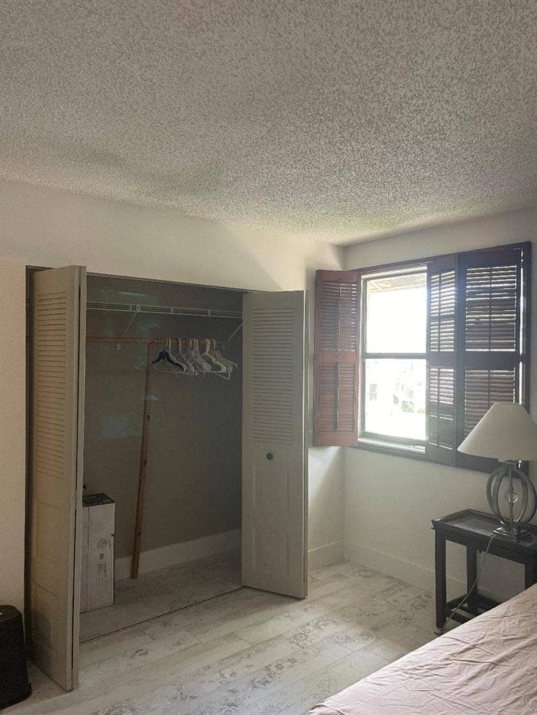 Large room  for rent