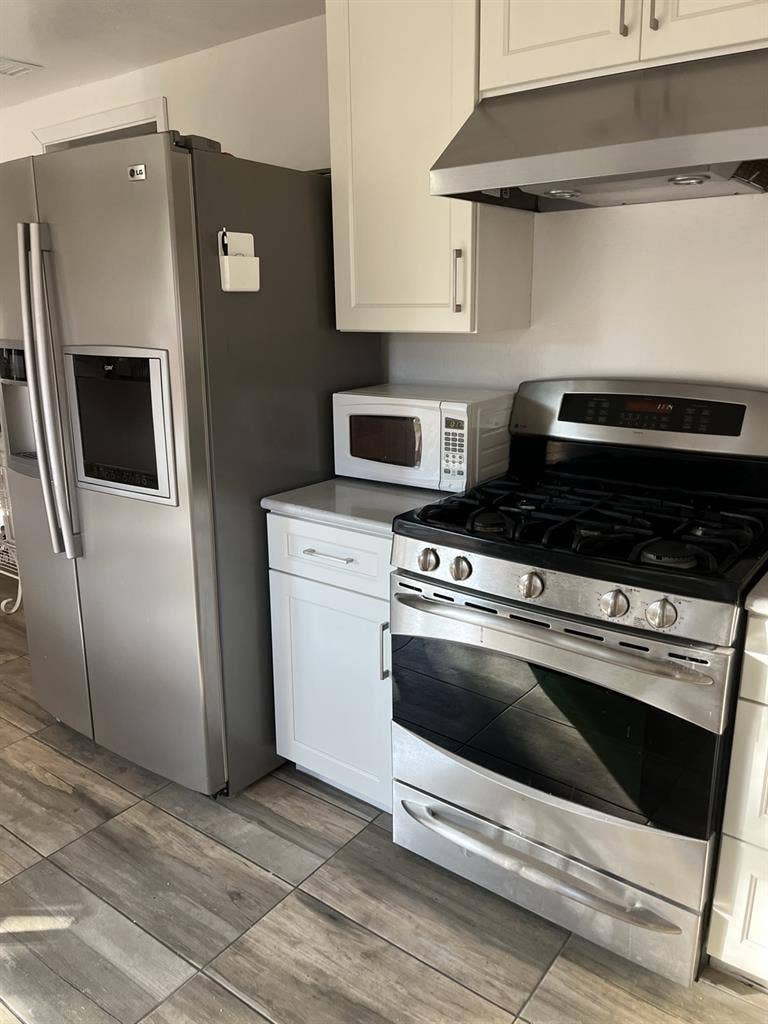 Room for rent in a peaceful area