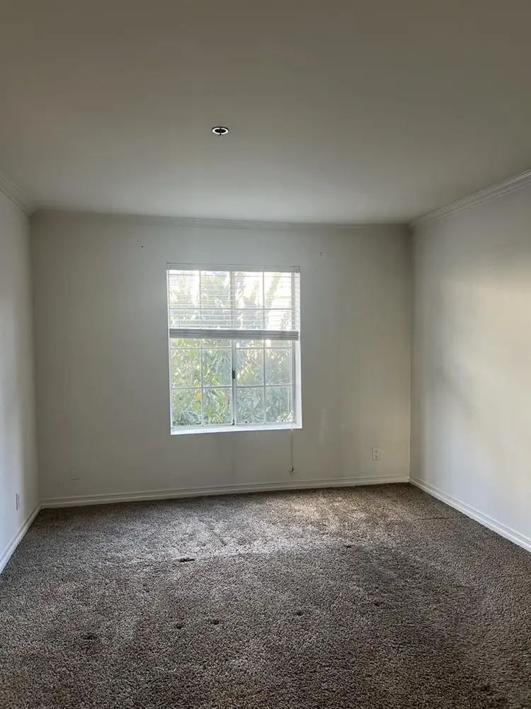 Private Room in Sherman Oaks Condo