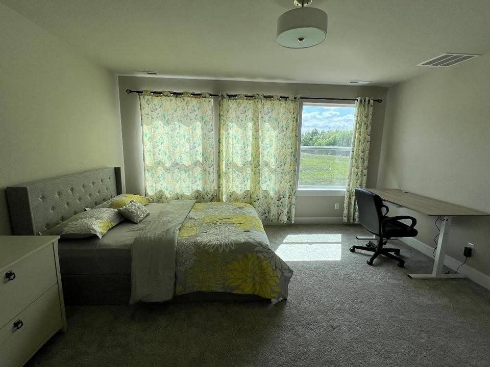 Looking for nice and neat roommate