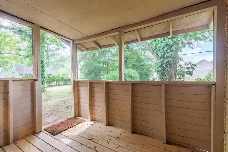 Room - All Utilities - No Deposit