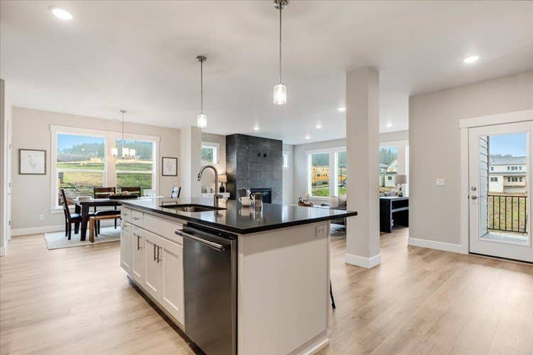 Looking for nice and neat roommate