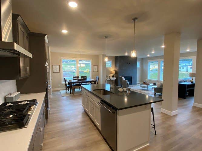 Looking for nice and neat roommate