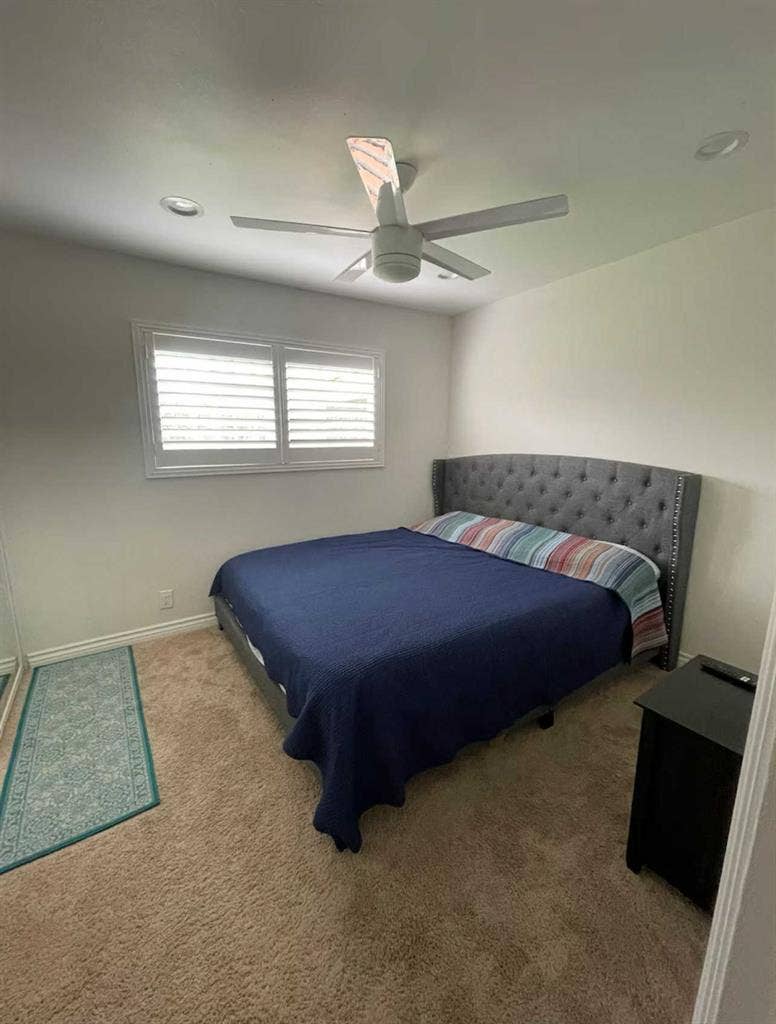 Room for rent city of Orange