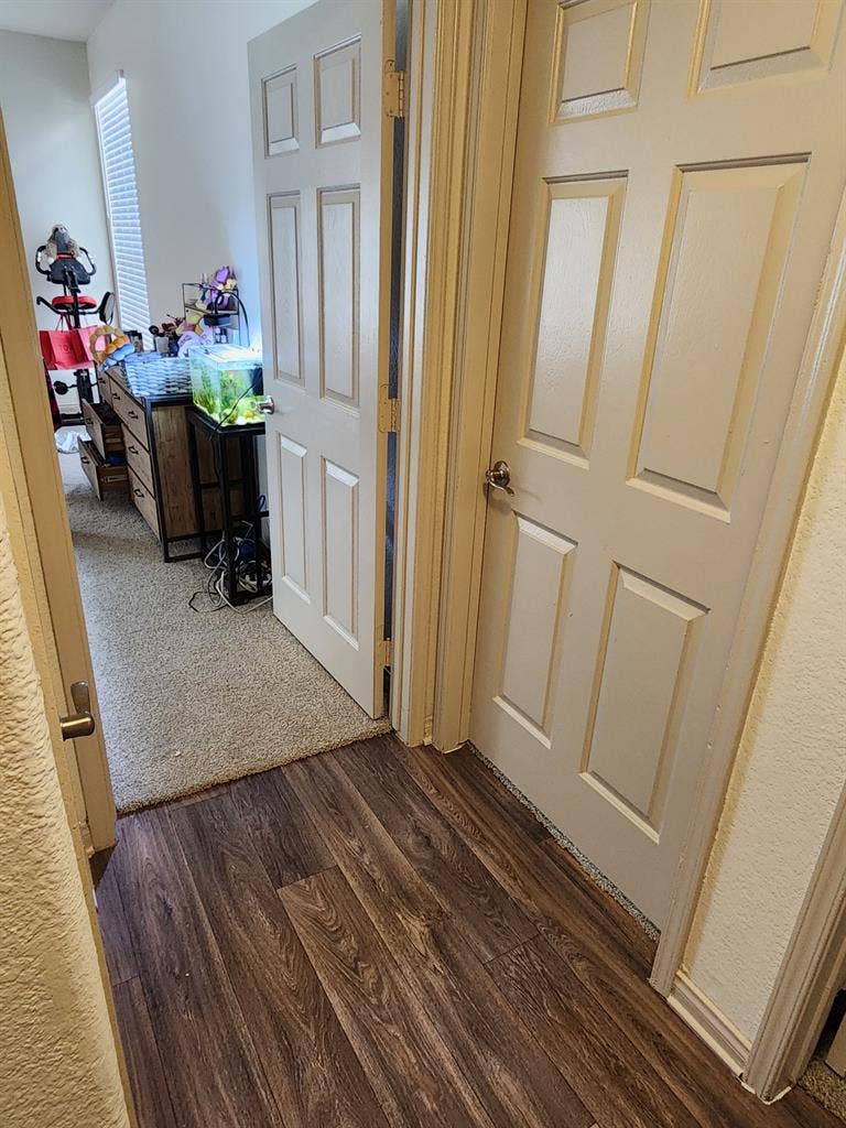 Large room for rent in a 3 bedroom