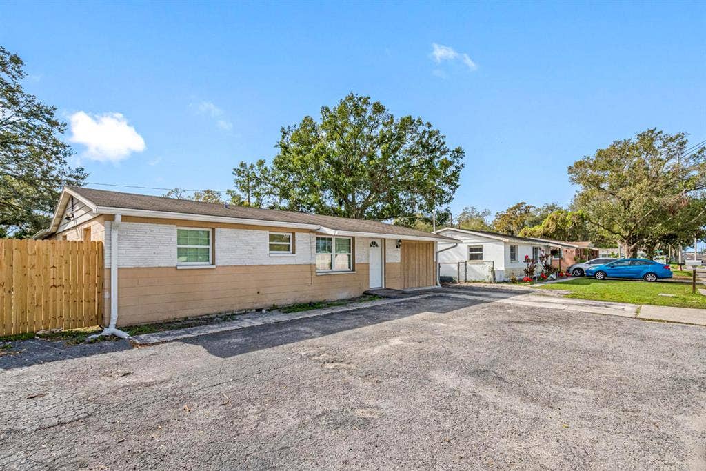7 BR in Tampa