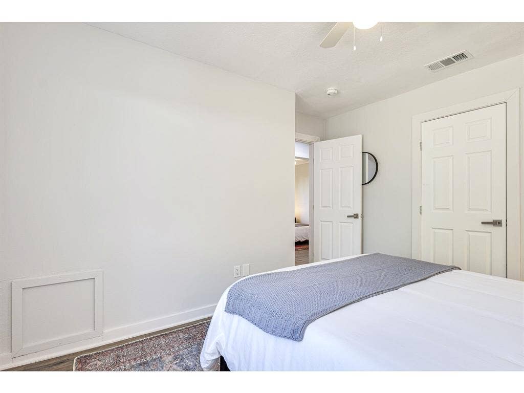 4 BR in Taylor