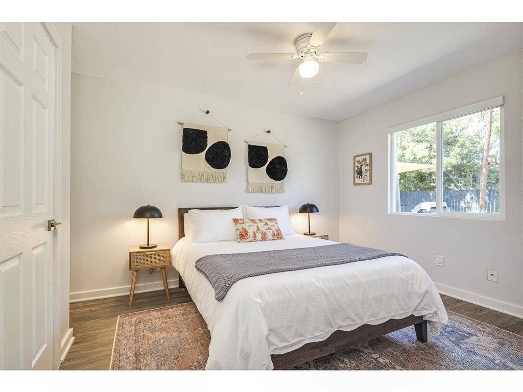 4 BR in Taylor