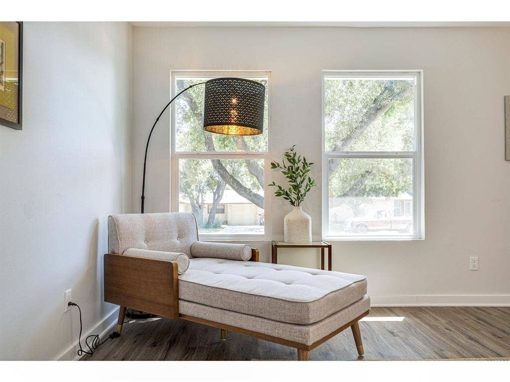 4 BR in Taylor