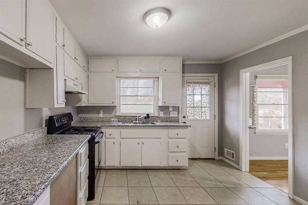 8 BR in Decatur