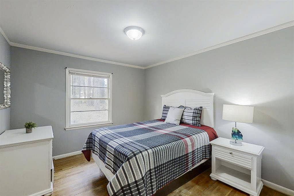 8 BR in Decatur