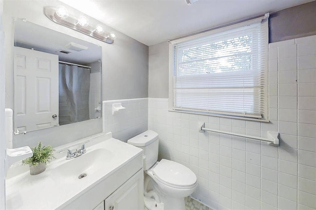 8 BR in Decatur