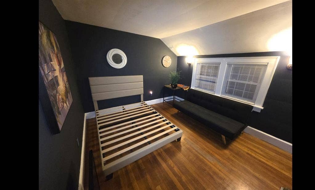 Room for rent in Plainfield Van Wyk