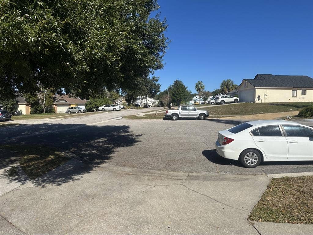Room for rent - $ Hiawassee