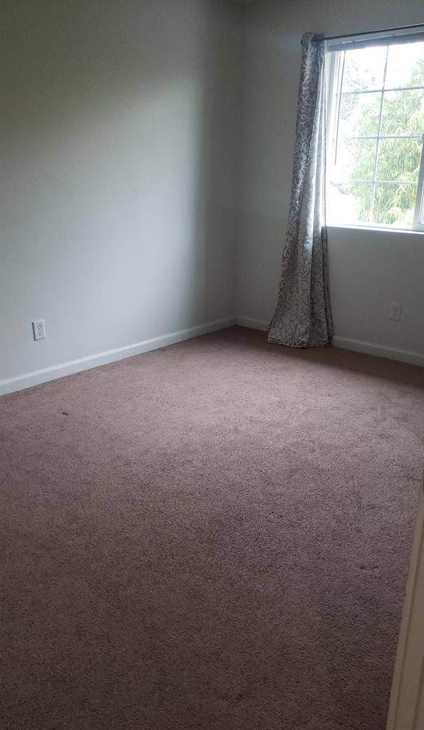 Room 5 Minutes from Linn-Benton