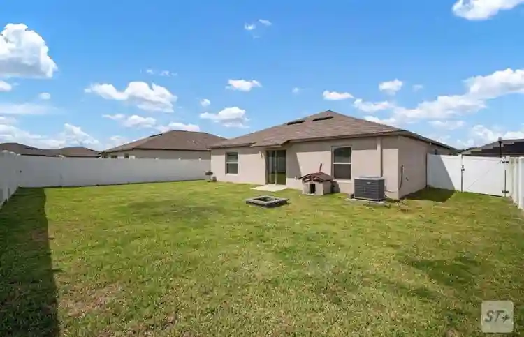 Private room for rent!