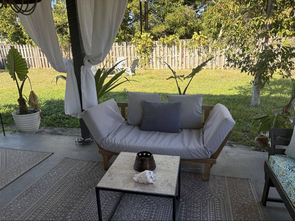 Furnished Room, Utilities Included