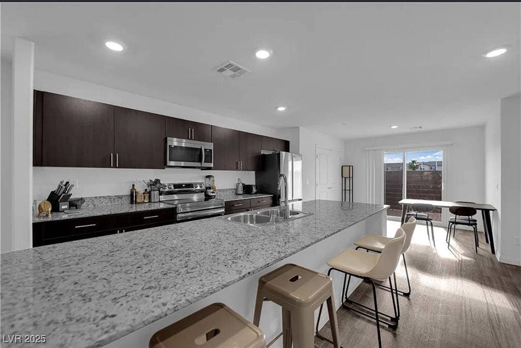 Máster BR East Vegas Townhousee