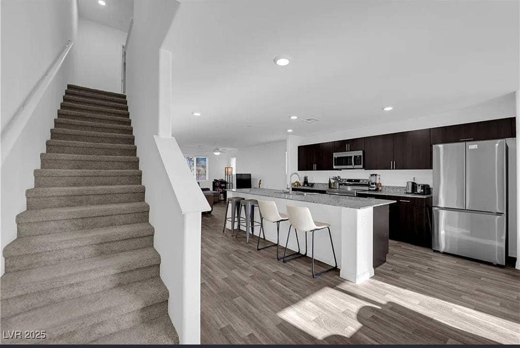 Room available in E Vegas