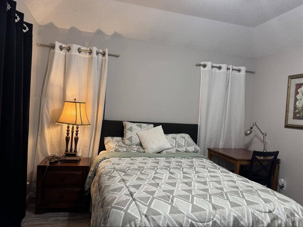 Clean and specious room for rentt