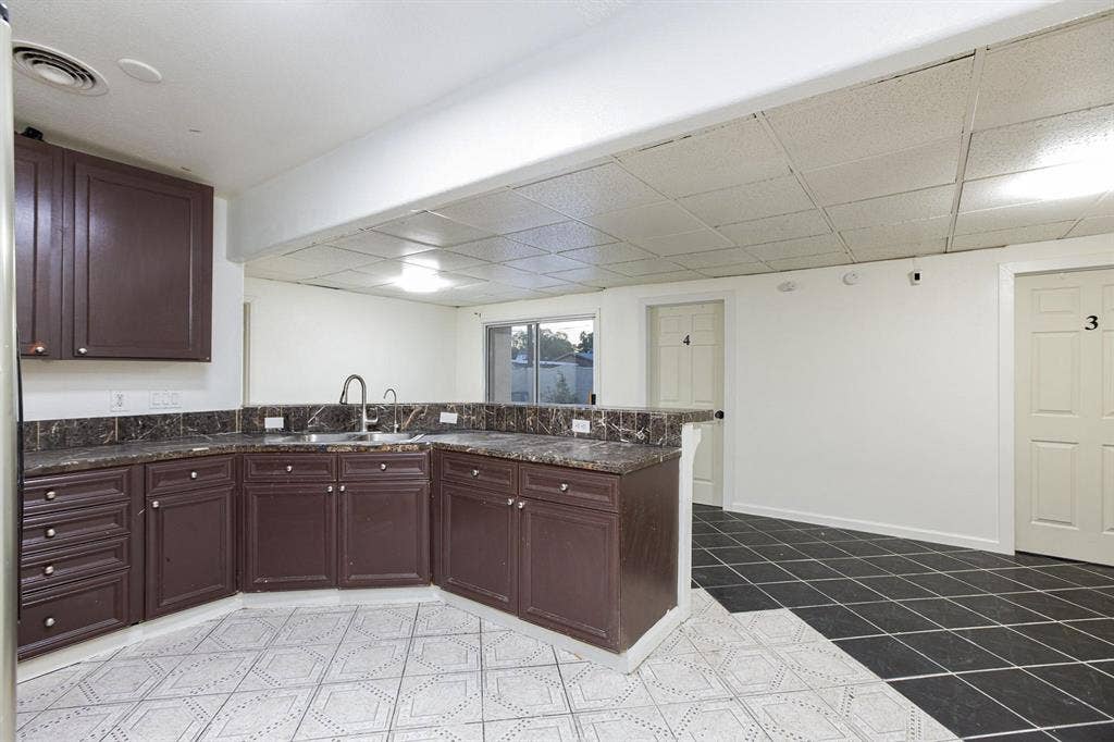 5 BR in Las Vegas
