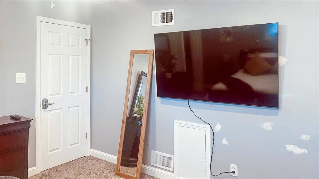 3 BR in Adelphi