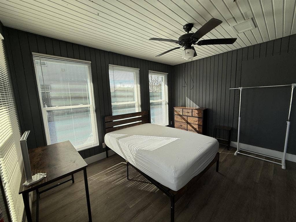 6 BR in Fort Worth