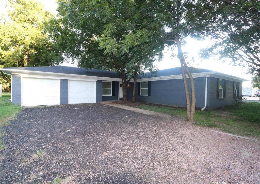 6 BR in Fort Worth