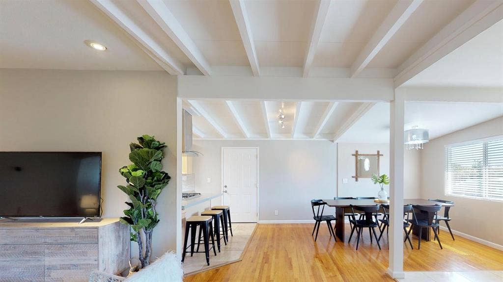 1 BR in Mountain View