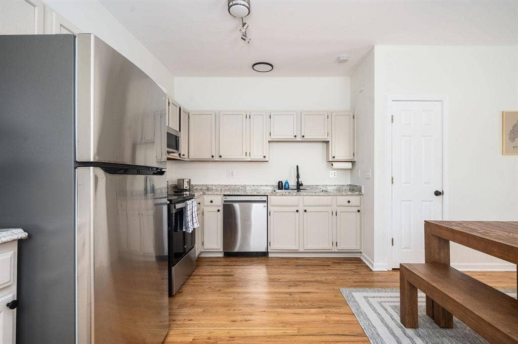 4 BR in Atlanta