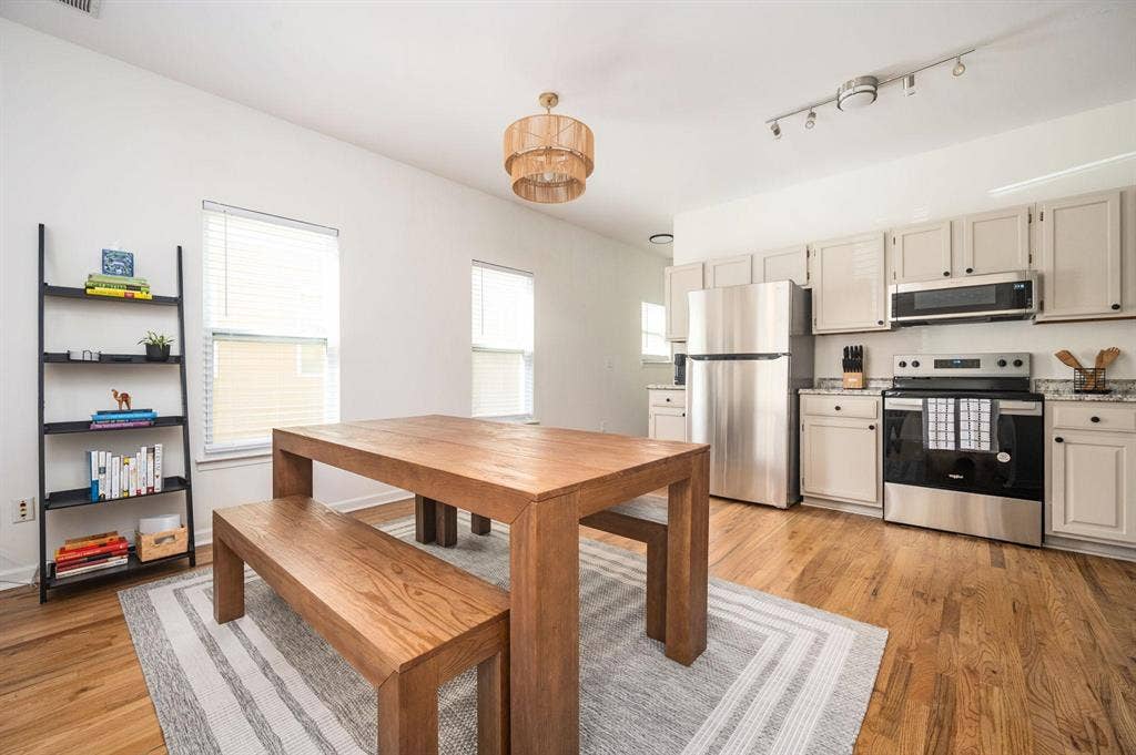 4 BR in Atlanta