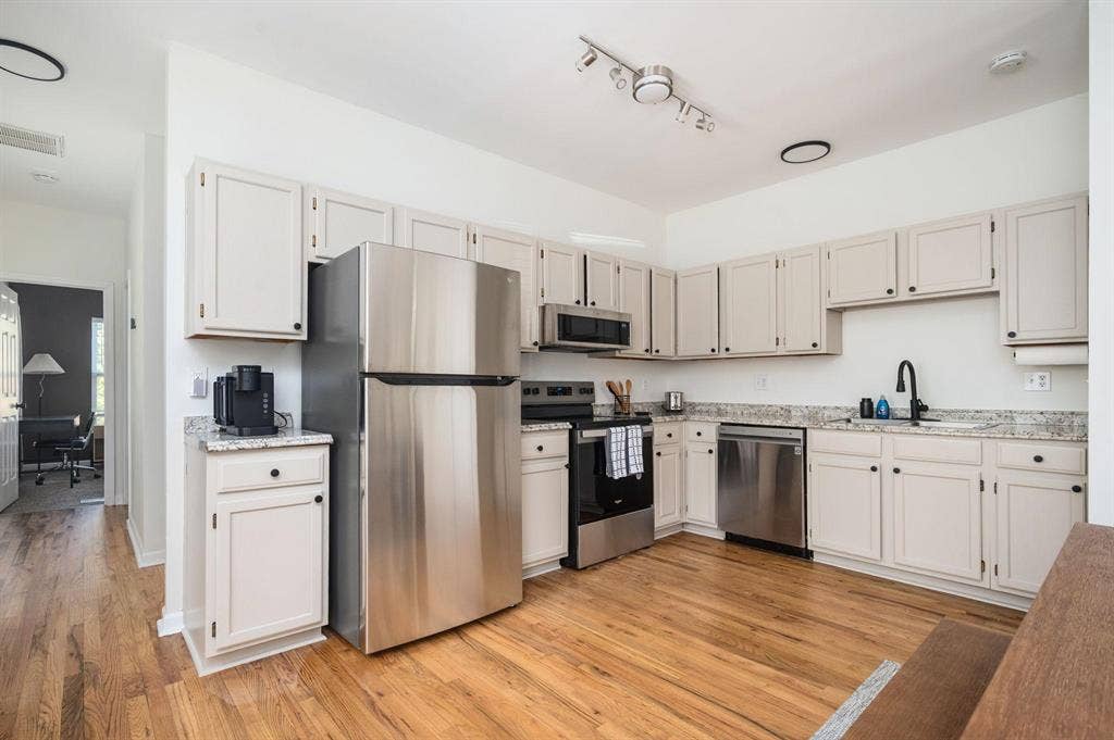 4 BR in Atlanta