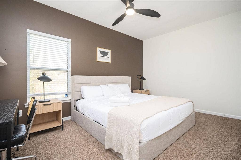 4 BR in Atlanta