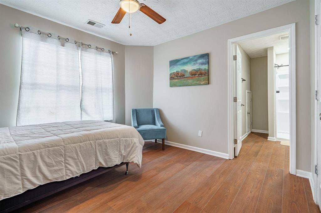 9 BR in Union City