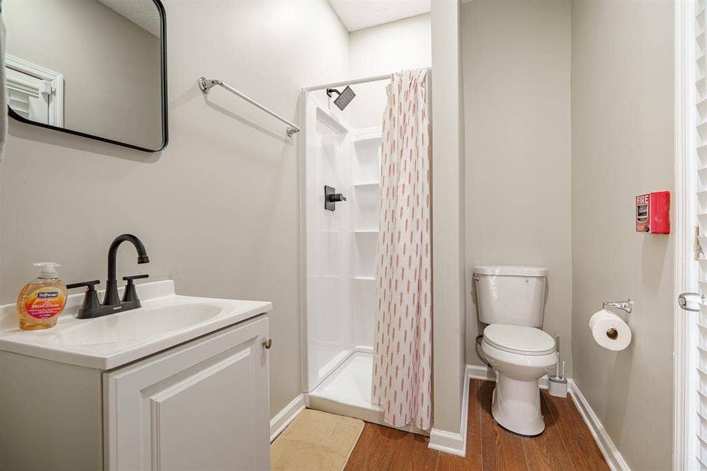 9 BR in Union City