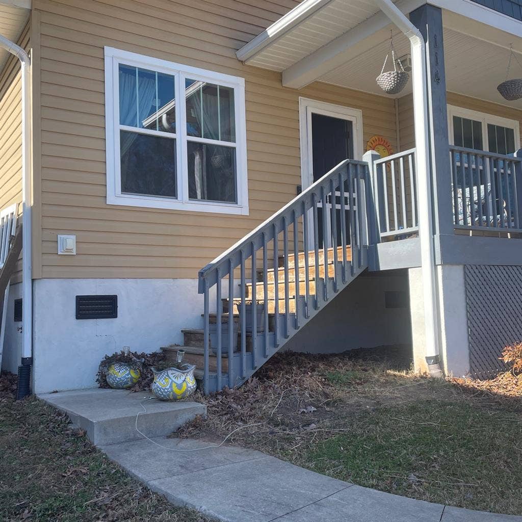 Roommate is needed .