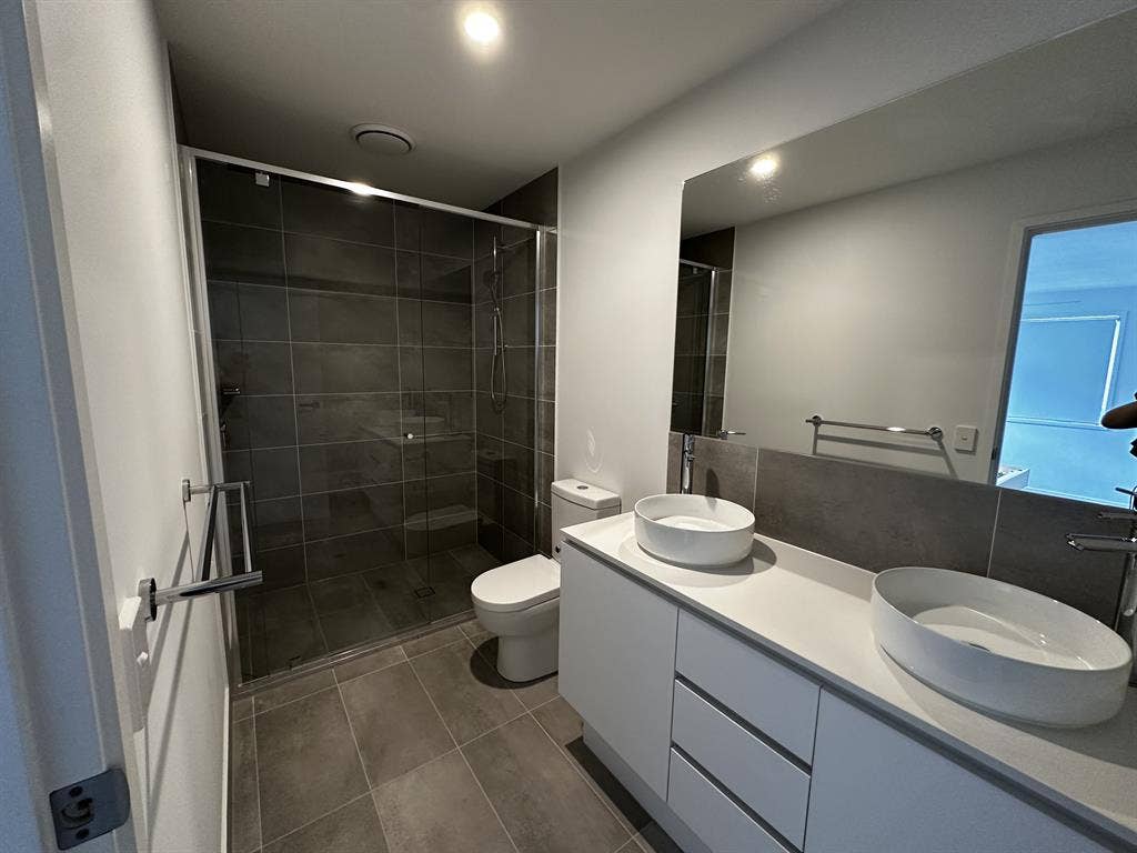 2 Rooms for rent in North Brisbane