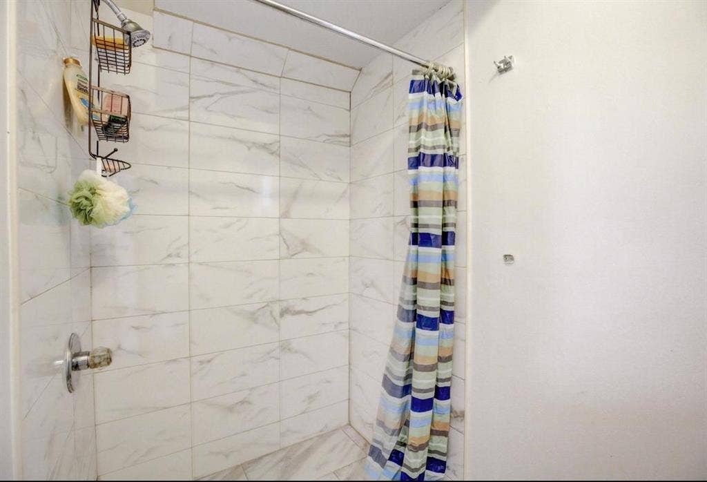 4 BR in Chicago