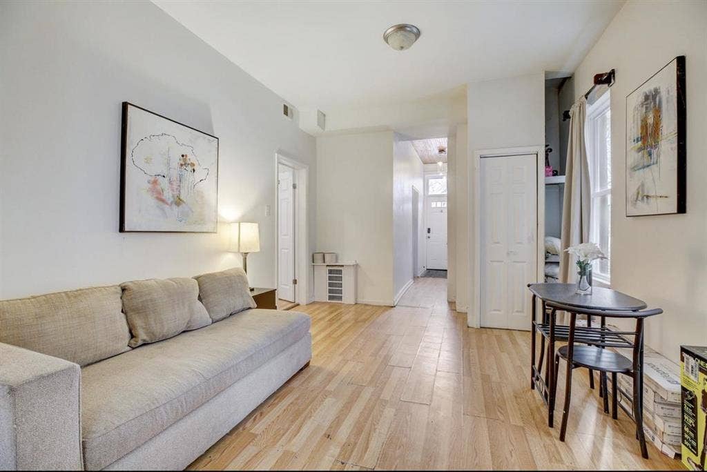 4 BR in Chicago